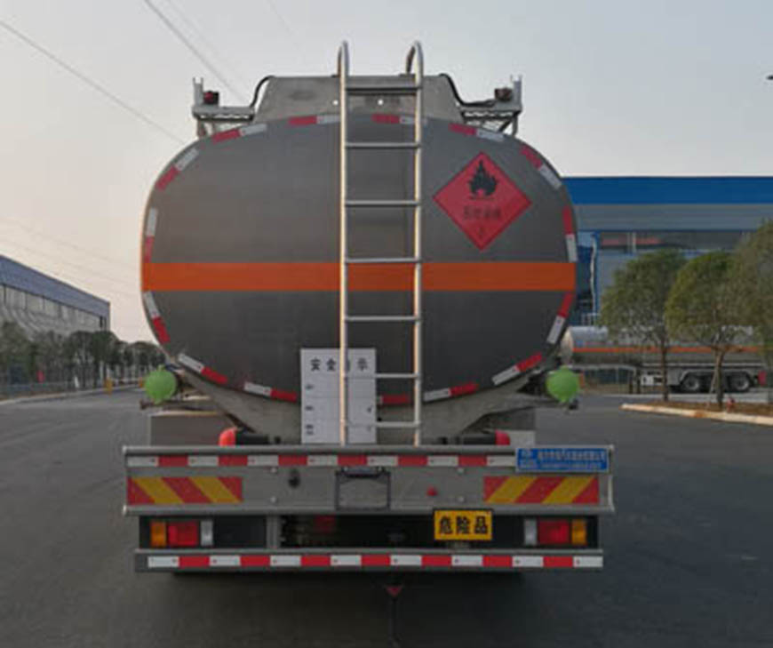 CLW5320GYYLCQ5型鋁合金運(yùn)油車(chē)